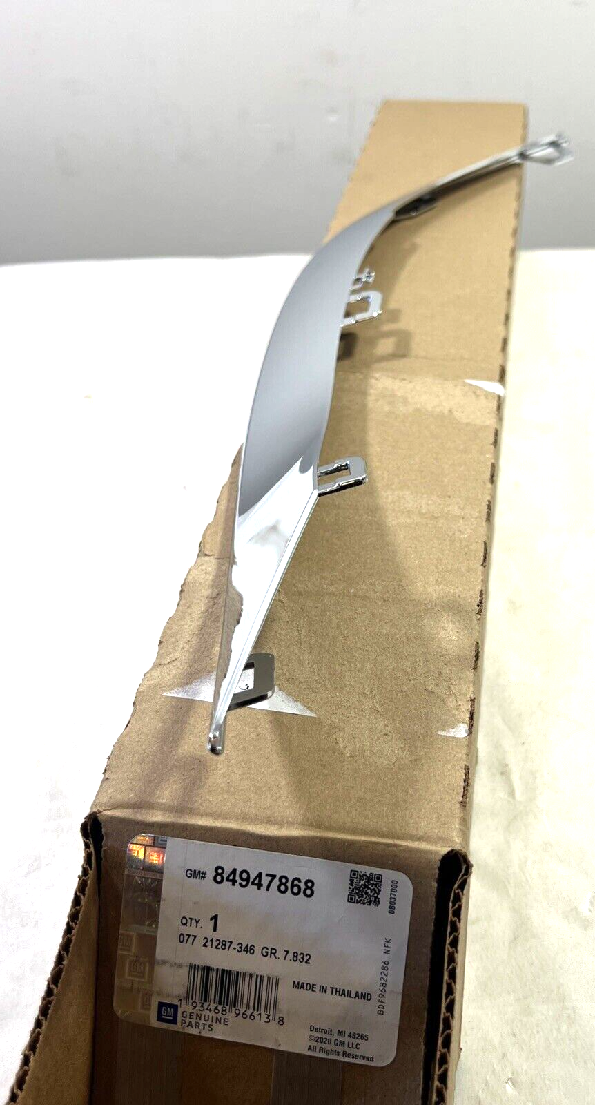 Genuine OEM GM ACDeloc Enclave Front Molding 2022-2023 84947868