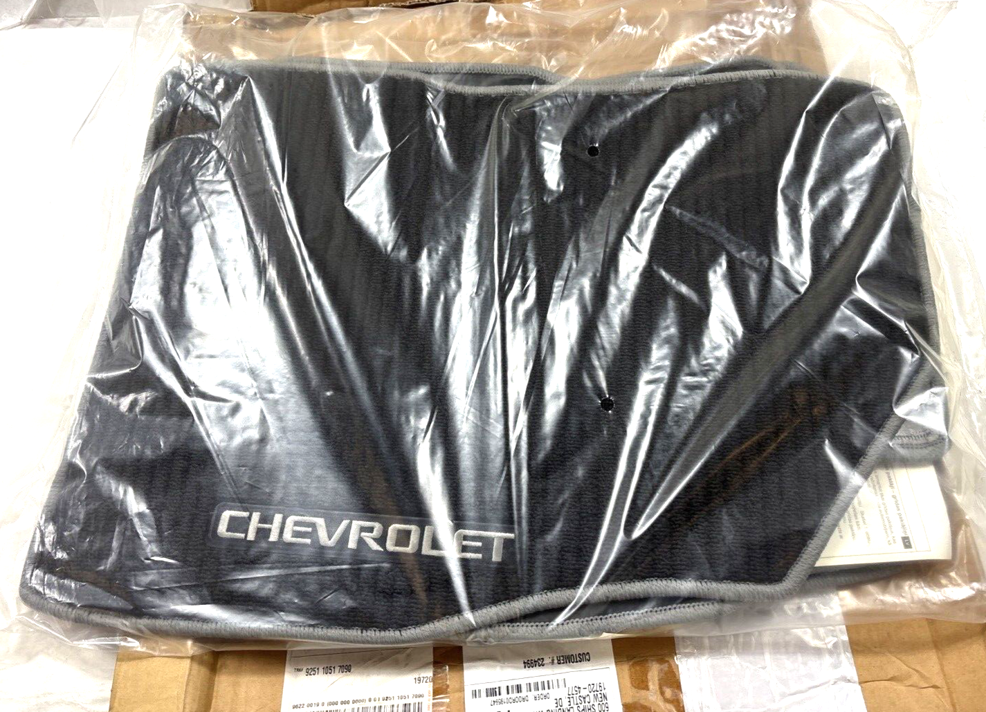 Genuine OEM GM Chevy Trailblazer 4 Carpet Floor 2022-2024 42669375