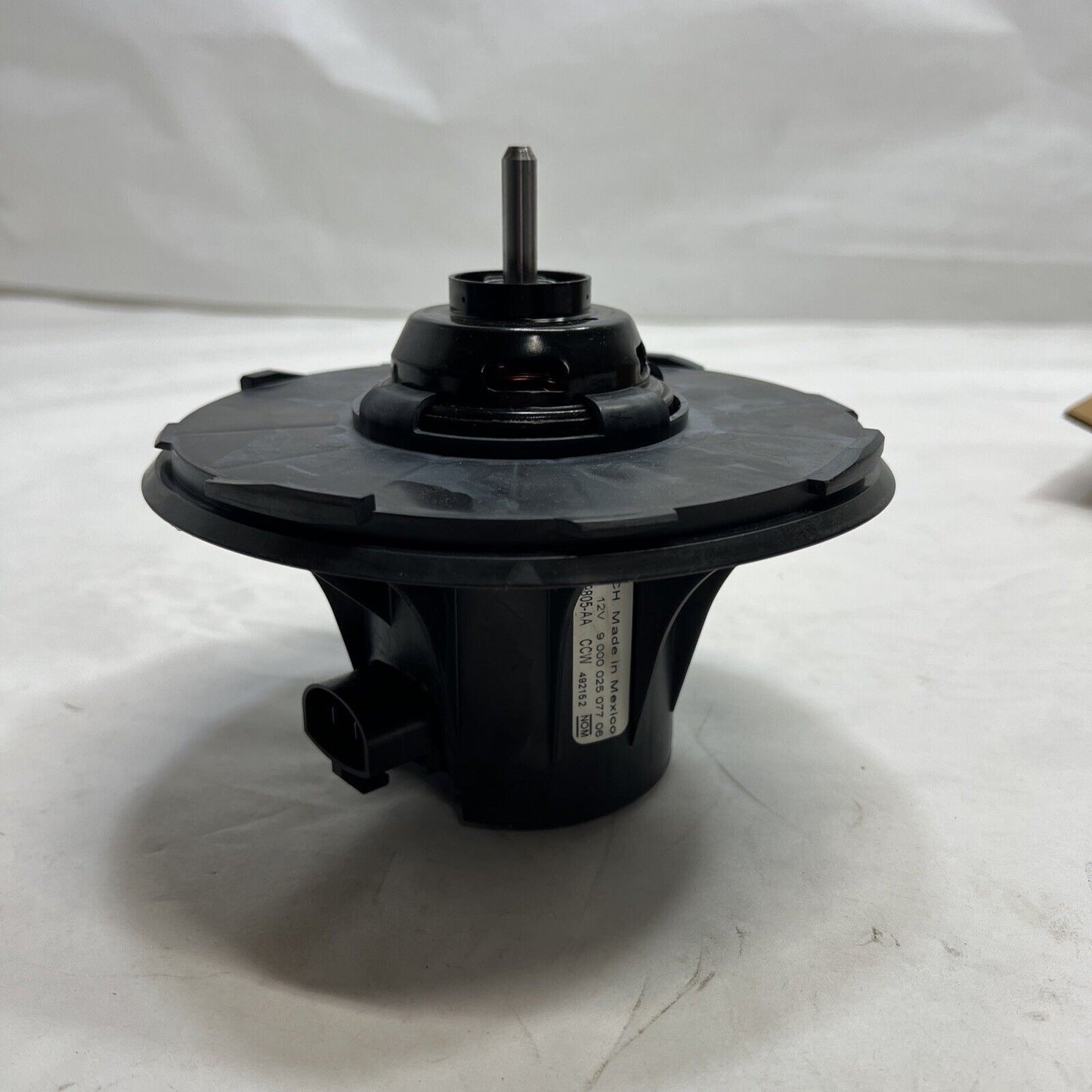 New OEM Genuine Ford Cougar Mystique 1995-2002 Blower Motor YS2Z19805BA