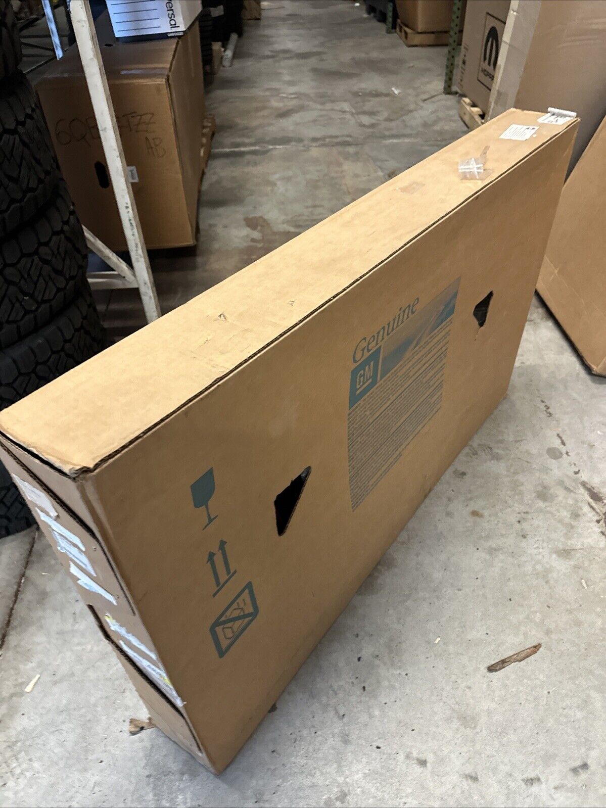 Genuine OEM GM Silverado 1500 Right Fender Flare Protector 2001-2007 10374850