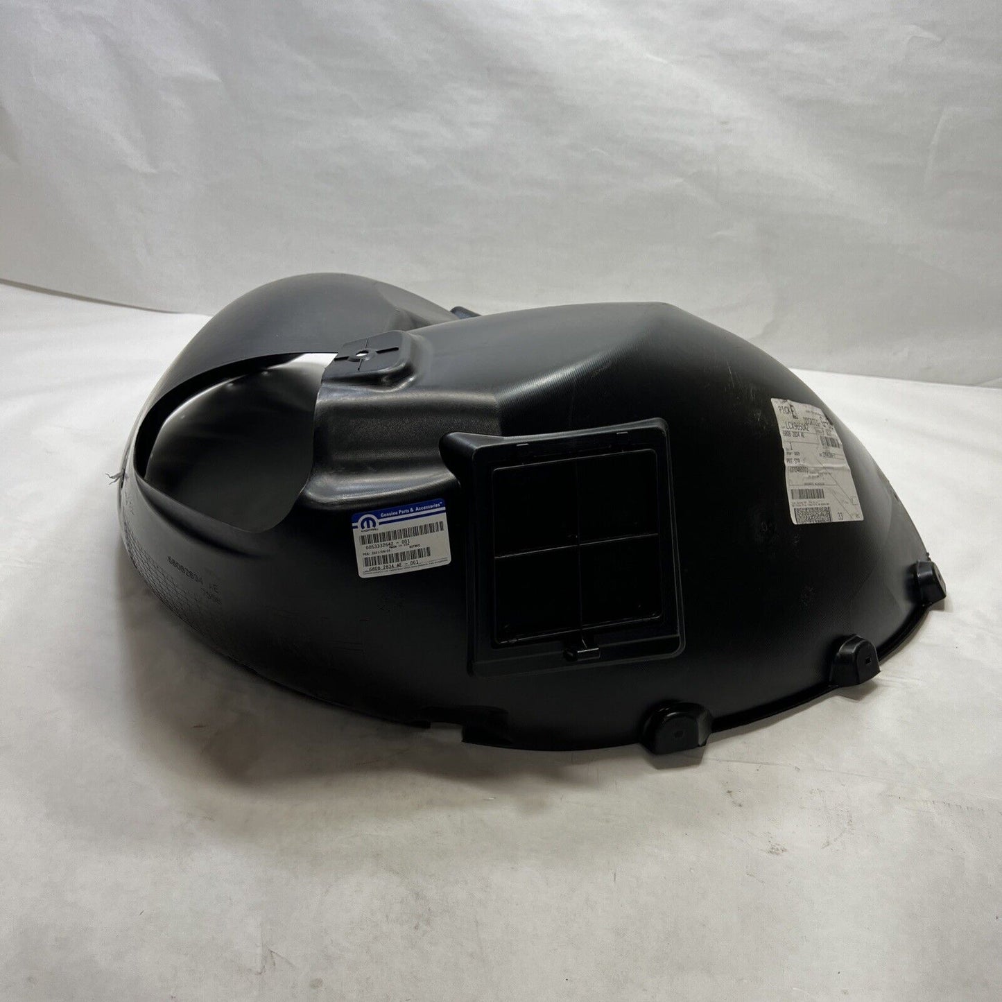 New OEM Genuine Mopar Dart 2013-2016 Splash Shield 68082834AE