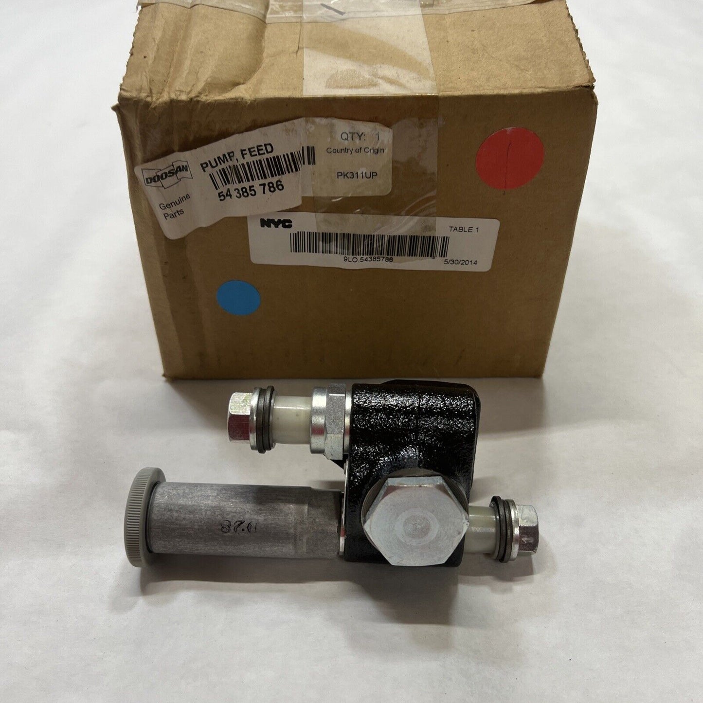New OEM Doosan Fuel Pump for IZUZU 54385786