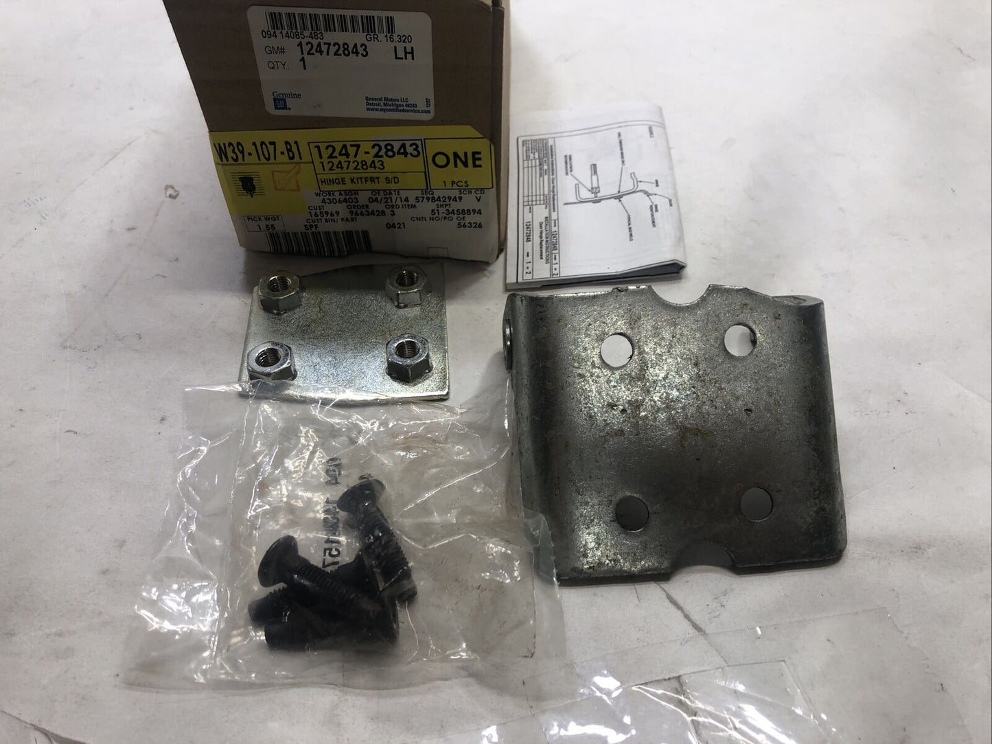 New OEM Genuine GM Chevy Silverado Door Hinge-Lower Left 12472843