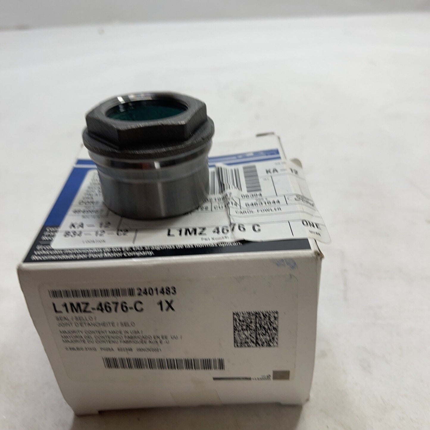 New OEM Genuine Ford Explorer 20-23 Transfer Case Output Shaft Seal L1MZ4676C