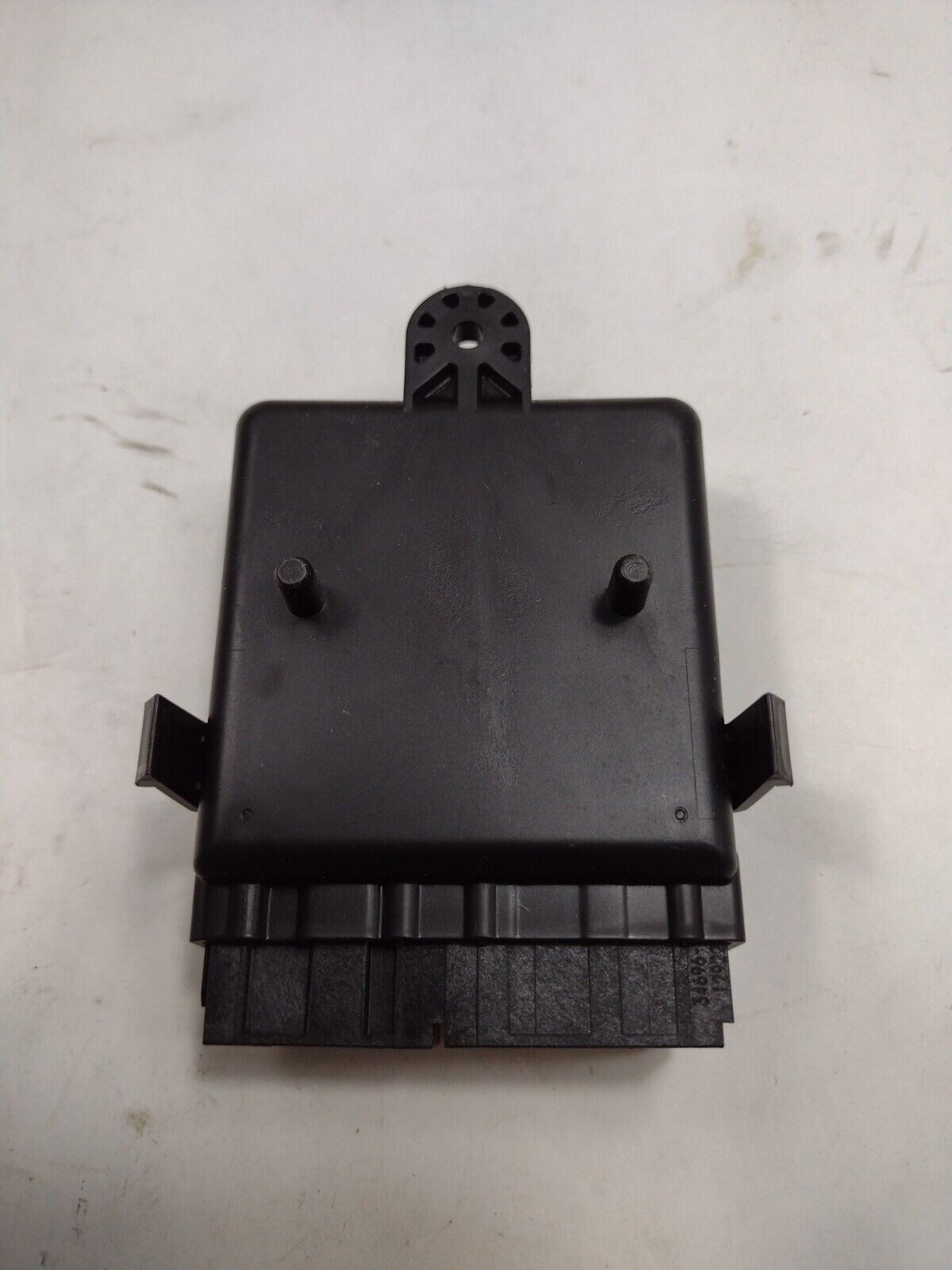 New OEM GM Genuine Parts 13533768 Seat Heater Control Module