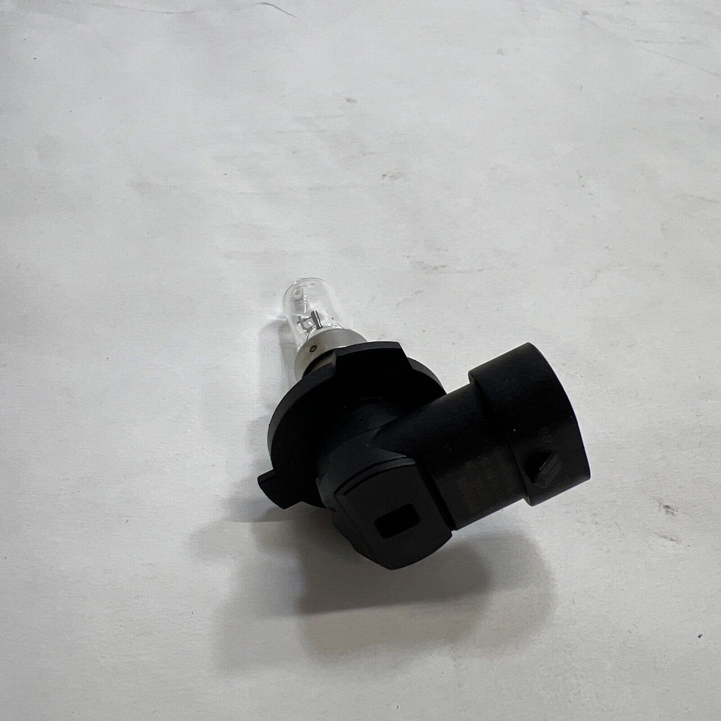 Genuine OEM GM Traverse Headlight Headlamp Bulb 2001-2016 1999437