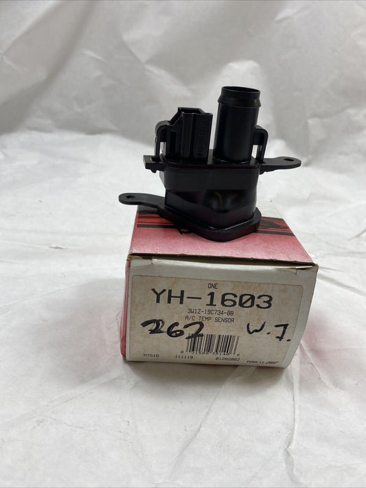 Lincoln Town Car 2003-2011 A/C Temperature Sensor OE Ford + Limousines + Others
