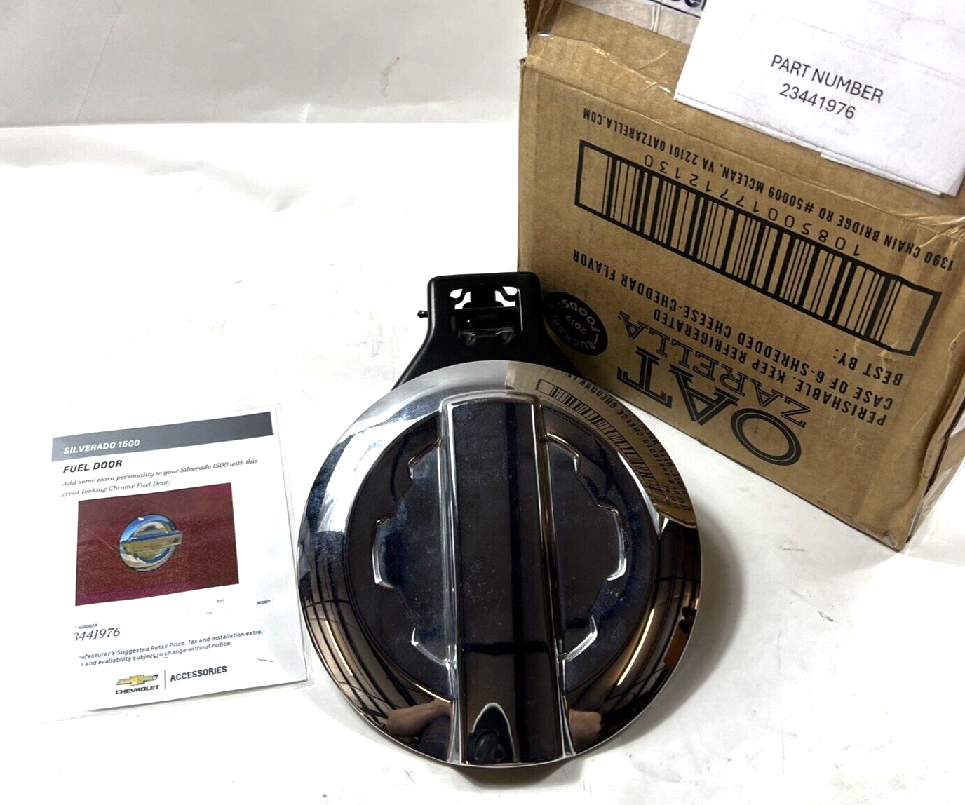 NEW OEM GM Chevrolet Silverado Gas Tank Fuel Hatch Door Chrome 2014-18 23441976