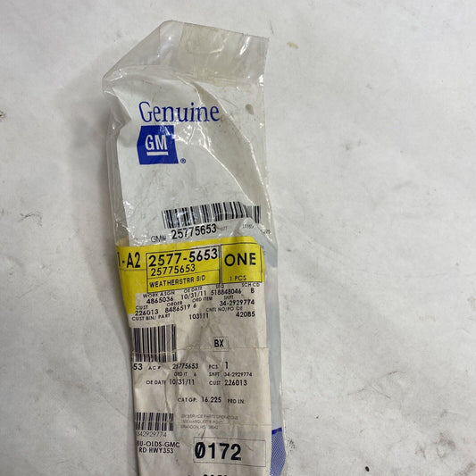 New OEM General Motors Right Rocker Floor-Sealing Strip 25775653