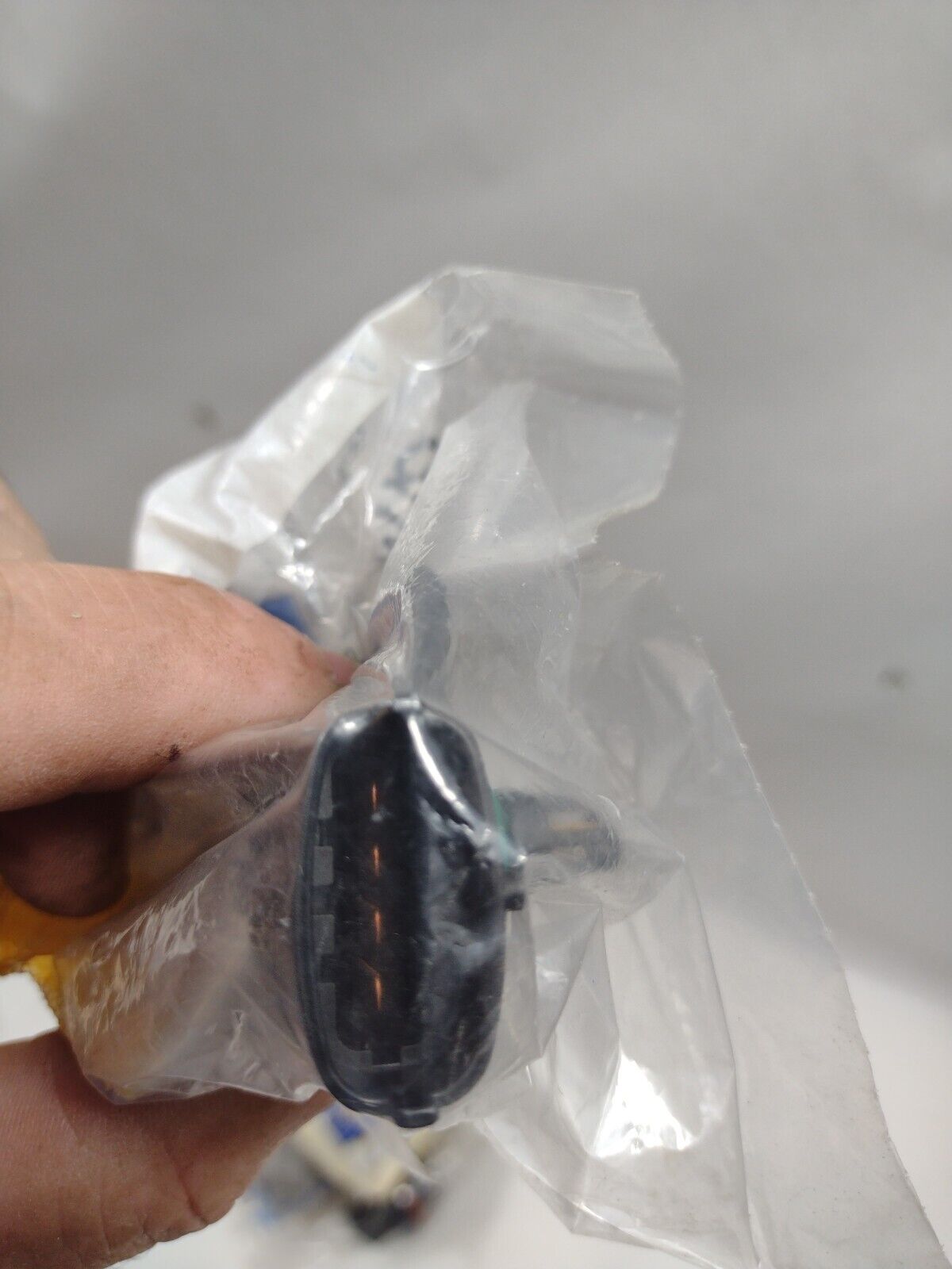 Genuine OEM GM Chevy Cruze Intake Air Pressure & Temp Sensor 2004-2012 90423637