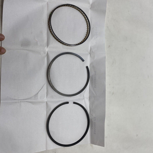 New OEM John Deere Piston Ring Kit RE518236