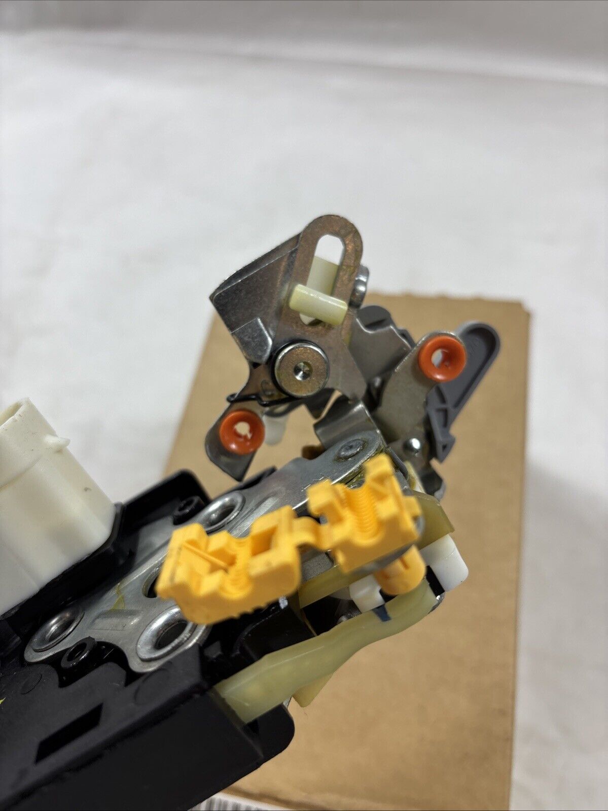 Genuine OEM GM Silverado Rear Passenger Door Lock Actuator 2001-2007 15110650