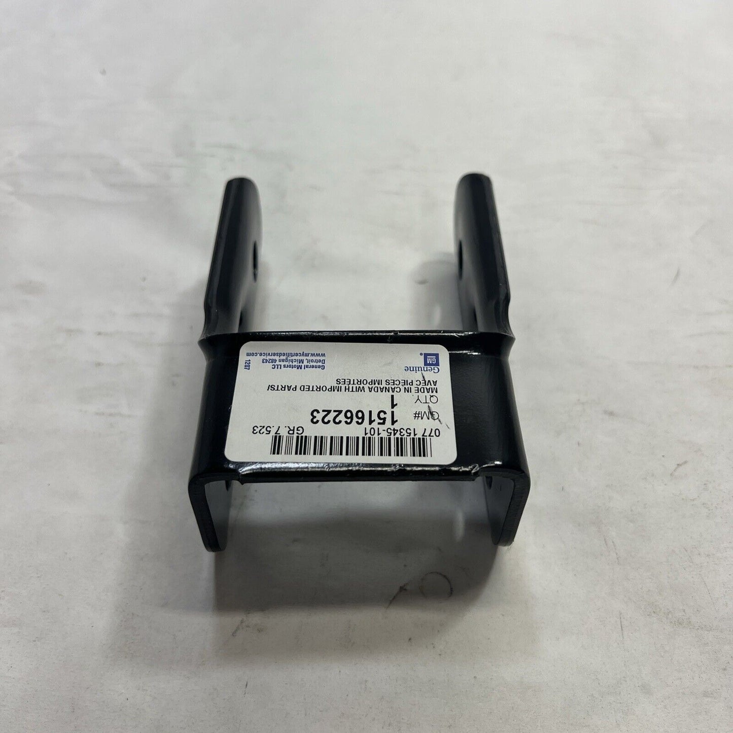 Genuine OEM GM Colorado Rear Spring Shackle 2004-2012 15166223