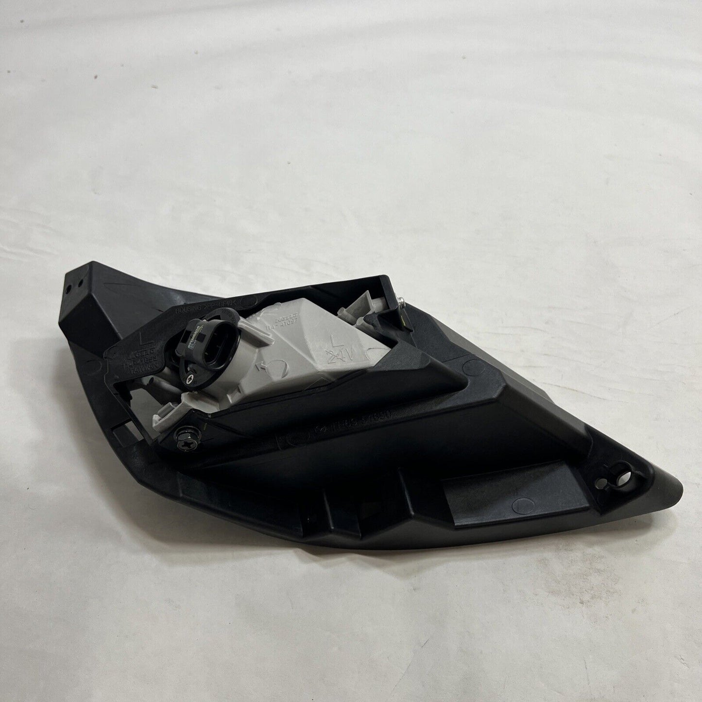 New OEM Genuine Mazda CX-9 2010 Left Driver Side Fog Lamp Assembly TE6951690B