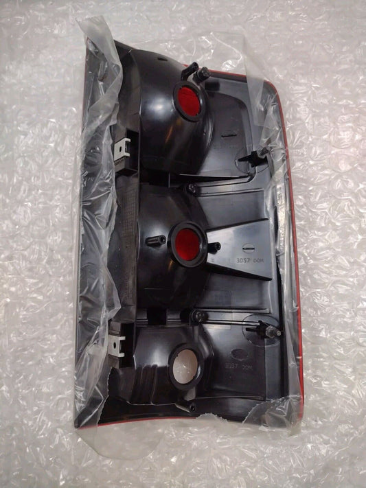 Genuine OEM Mopar RAM 1500 Tail Stop Backup Lamp 2002-2006 55077347AF