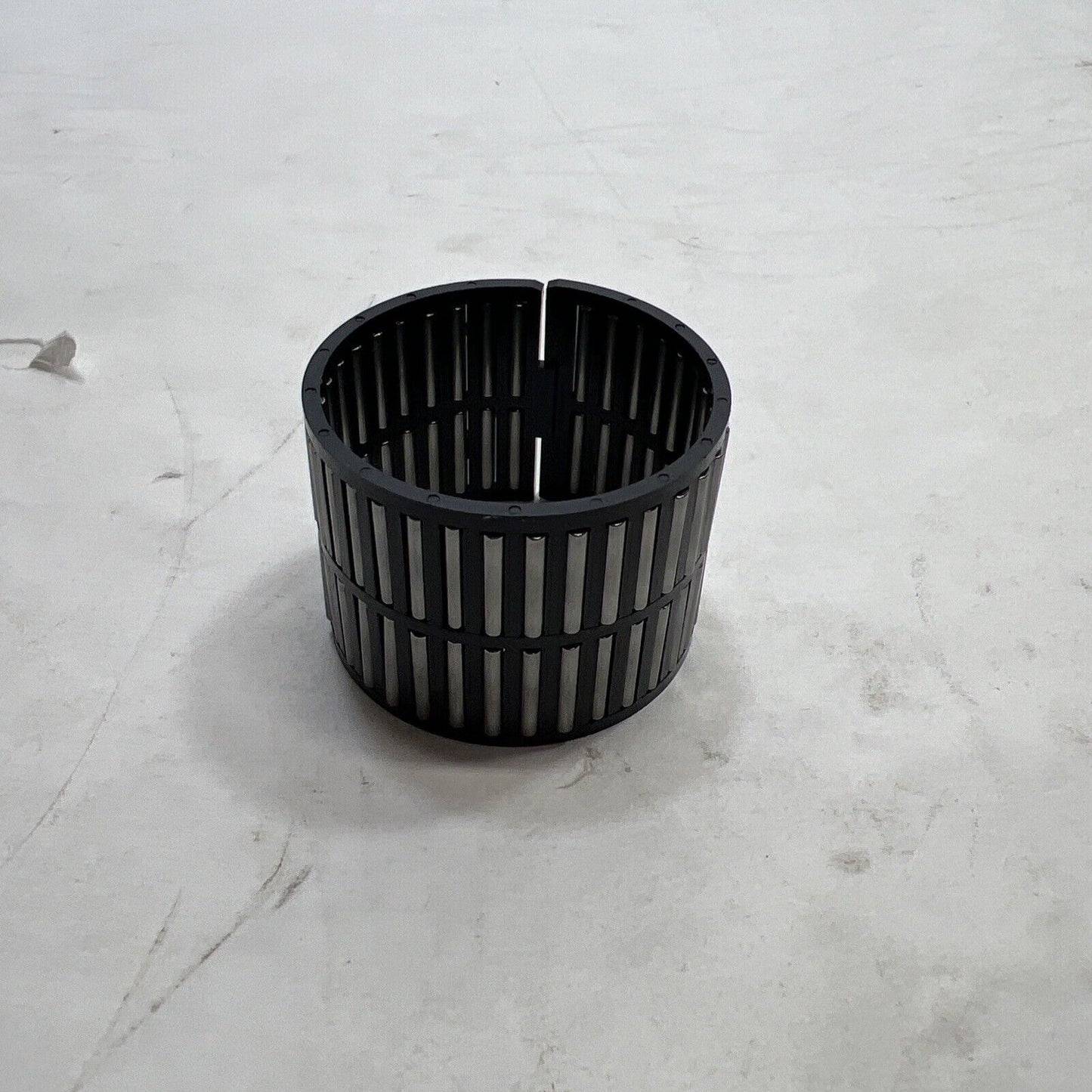 New OEM Genuine Ford Bearing Assembly Needle BR3Z7M037D