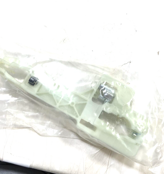 Genuine OEM Hyundai Veloster Right Door Handle Base Assm Kia 11-17 826652V000