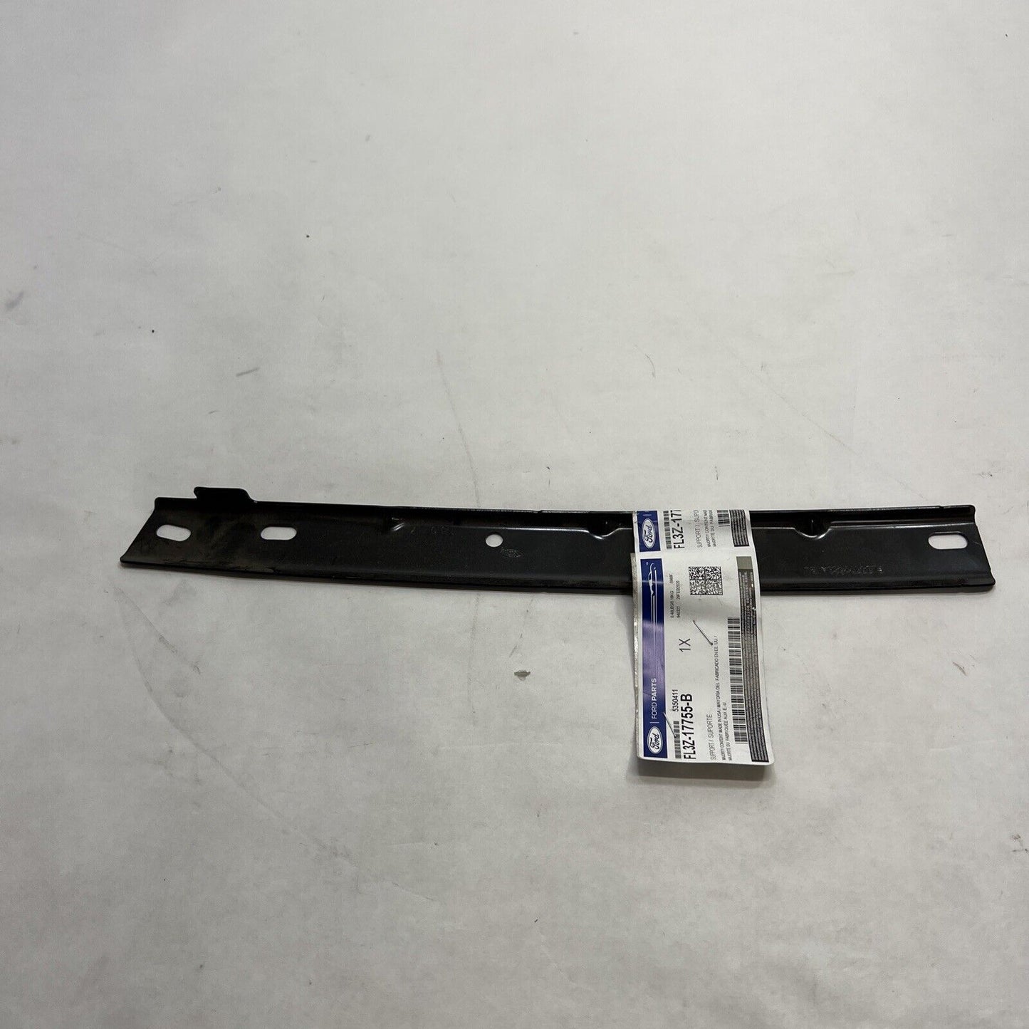 New OEM Genuine Ford F150 15-17 Driver Side Bumper Mounting Bracket FL3Z-17755-B