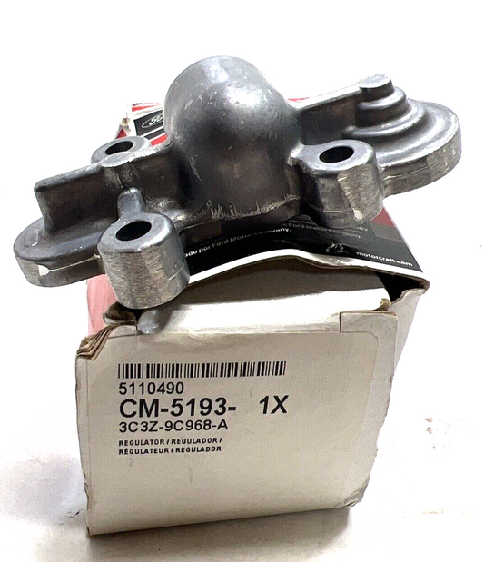 New OEM Genuine Ford Regulator Fuel Pressure Motorcraft CM5193