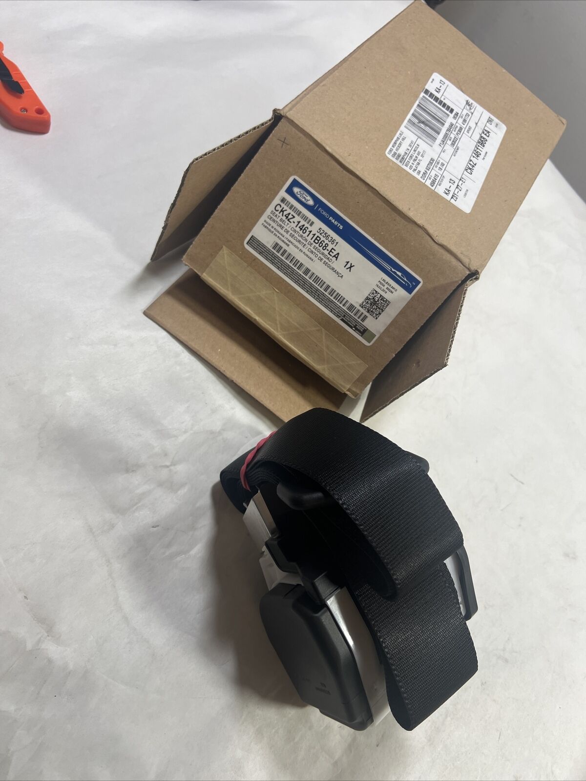 Genuine OEM Ford Transit-150 Center Seat Belt Assembly 2015-2023 CK4Z14611B68EA