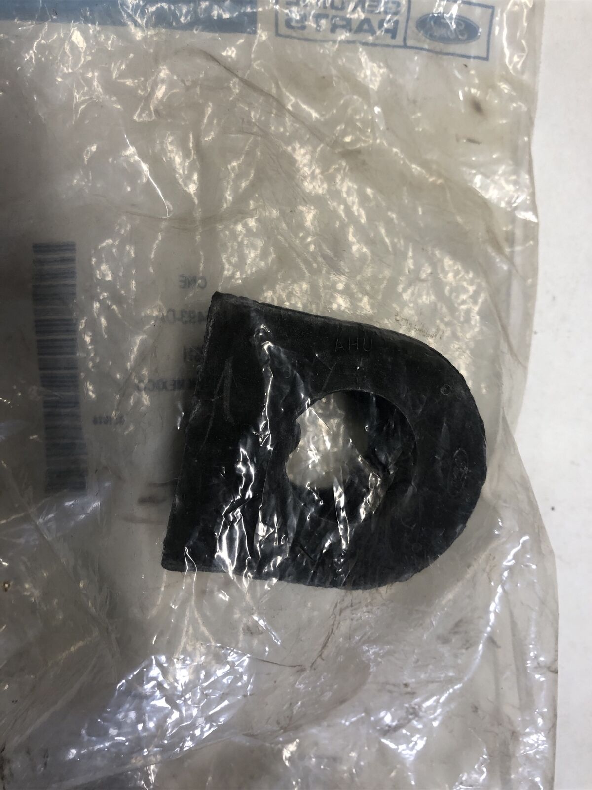 New OEM Genuine Ford Crown Victoria 2003-2011 Stabilizer Bar Bushing 4w1z5493da