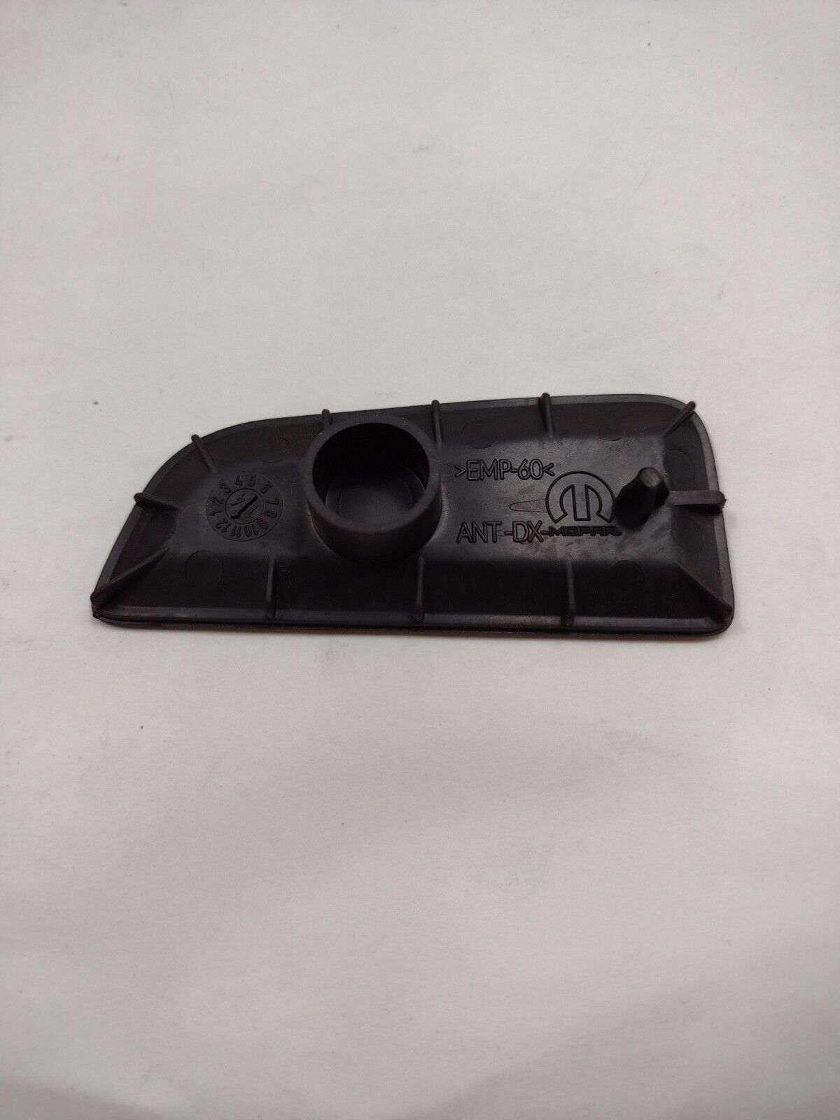 Genuine OEM Mopar Front Right Passenger Side Door Pull Cup Mat 15-22 5VZ27LXHAA