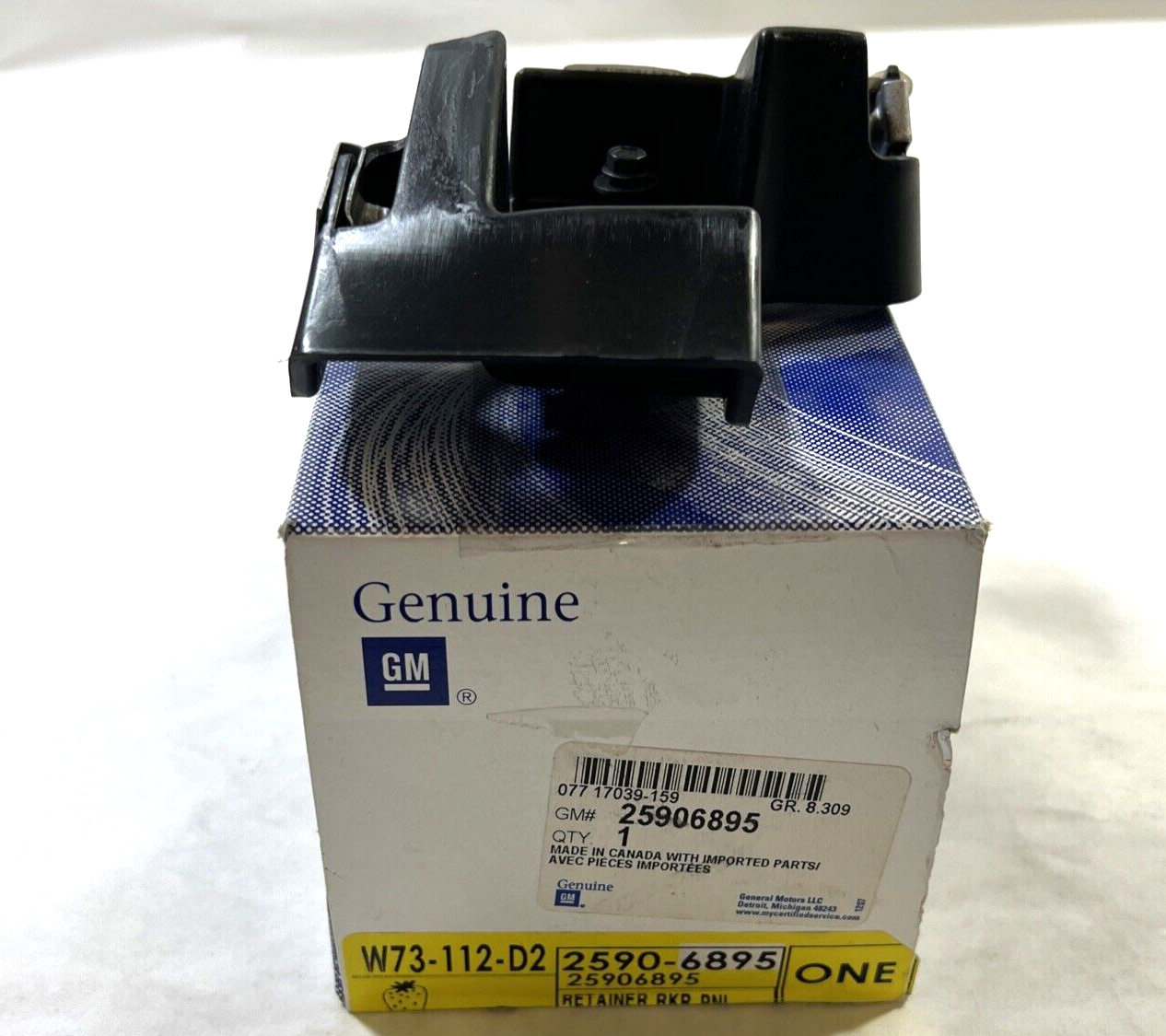 Genuine OEM GM Rear Right Side Rocker Rear Rocker Molding Retainer Clip 25906895