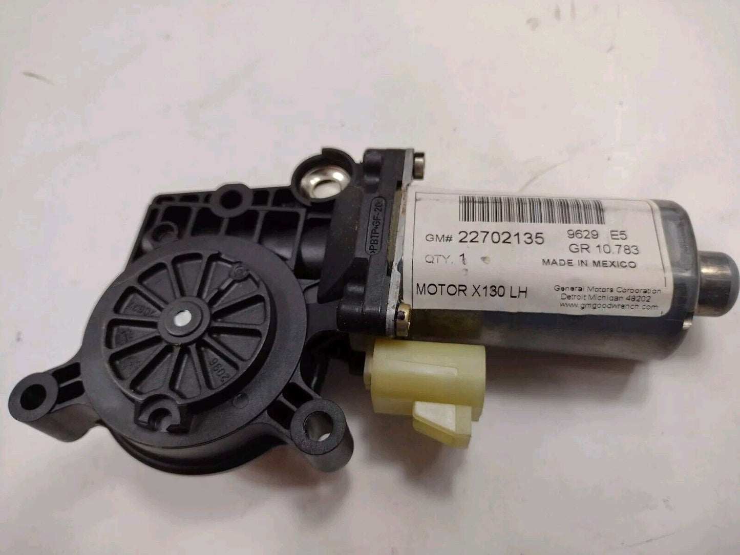 Genuine OEM GM Buick Lesabre Power Window Motor 1999-2005 22702135