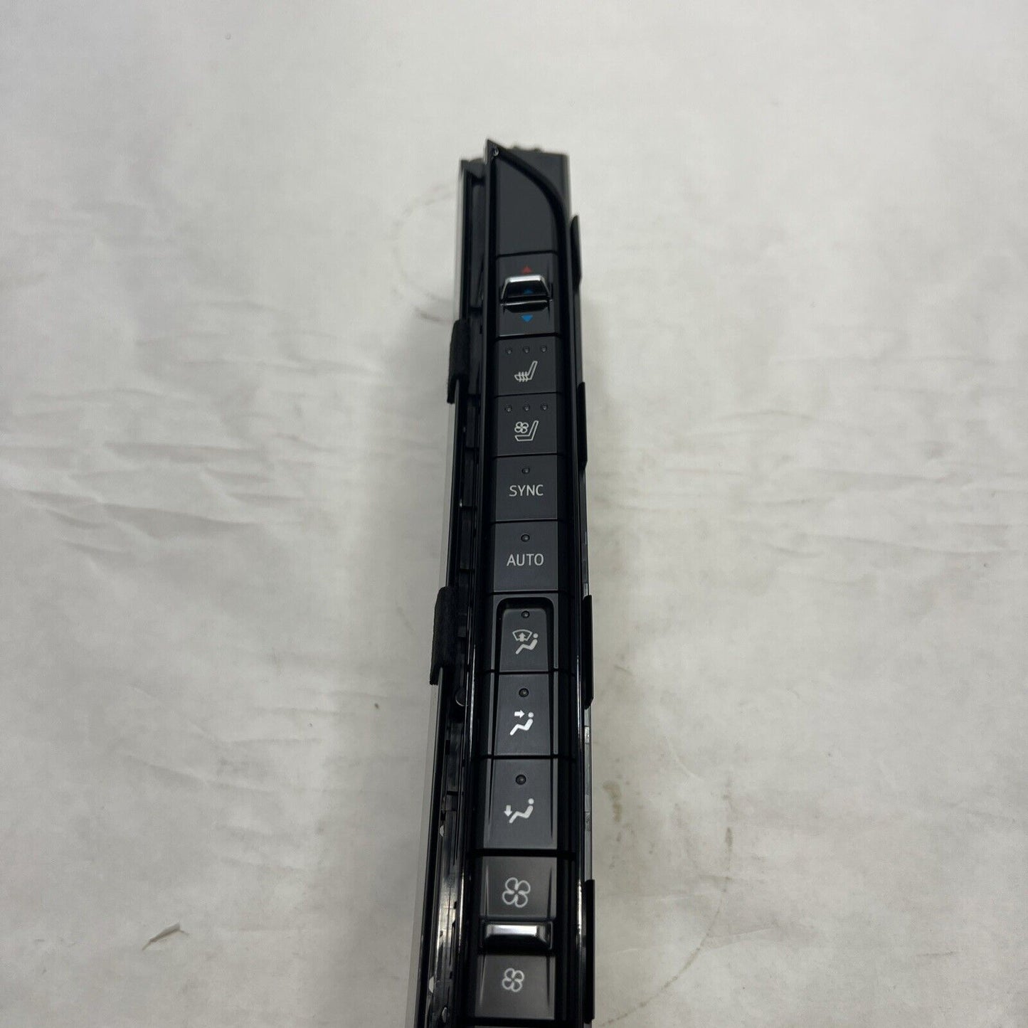 New OEM Genuine GM Heater and Air Conditioning User Interface Control 84918276