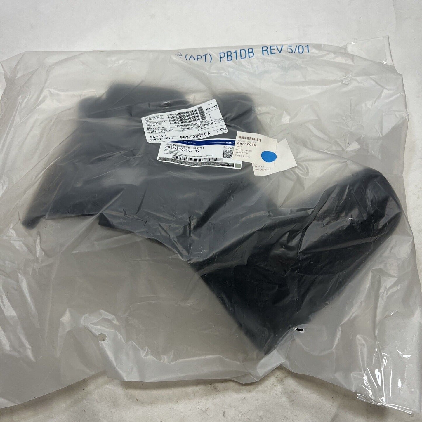 New OEM Genuine Ford Mustang 2015-2023 Right Insulator FR3Z3C071A