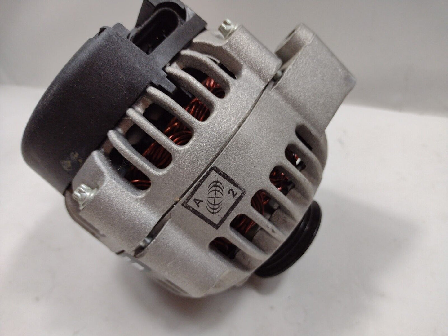 Genuine OEM GM Chevrolet Cavalier Alternator 1996-2002  10463638 ACDelco 3211097