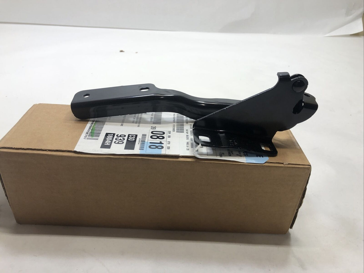 New OEM Genuine GM Chevrolet 15-18 Left Driver Side Hood Hinge 19317805