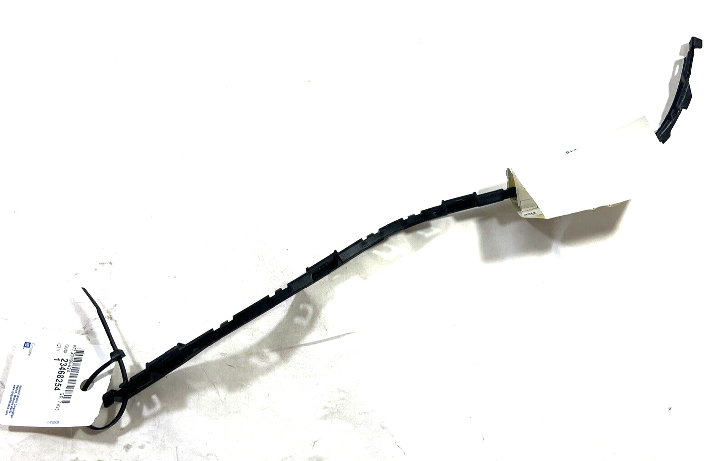 Genuine OEM GM Acadia Rear Bumper Side Bracket 2013-2017 23468254