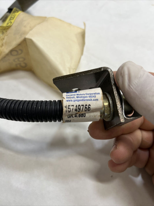 New OEM GM Brake Hose Assembly Front 15749766