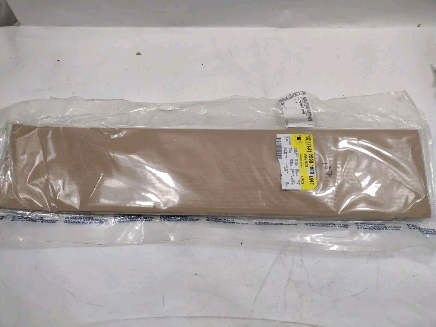 Genuine OEM GM Chevrolet Tahoe Rear Left Driver Side Door Molding 07-09 25991800