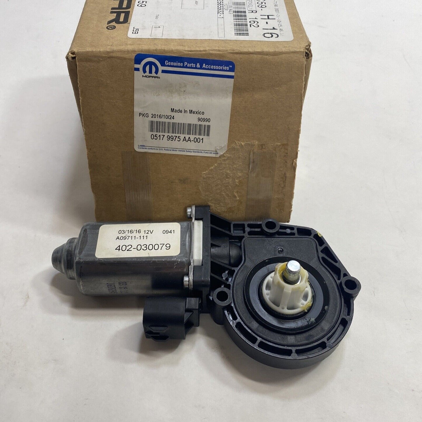 New OEM Mopar Dodge Ram 1500 2500 3500 Power Vent Window Motor 06-09 05179975AA