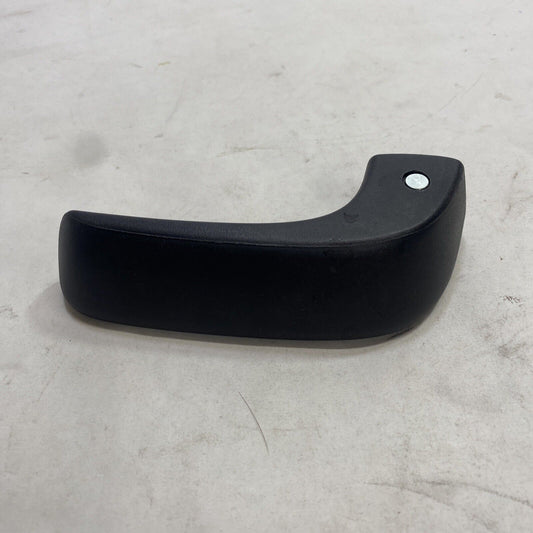 New OEM General Motors Front Interior Door Handle 15936892