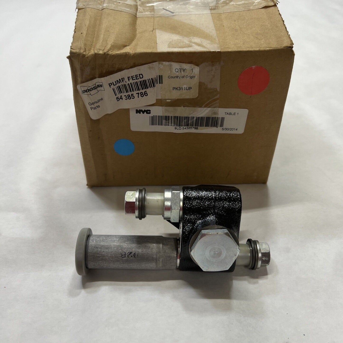 New OEM Doosan Fuel Pump for IZUZU 54385786