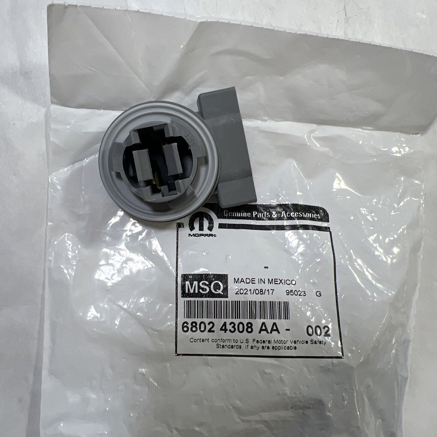 Genuine OEM Mopar PT Cruiser Tail Stop And Turn Lamp Socket 2001-2010 68024308AA
