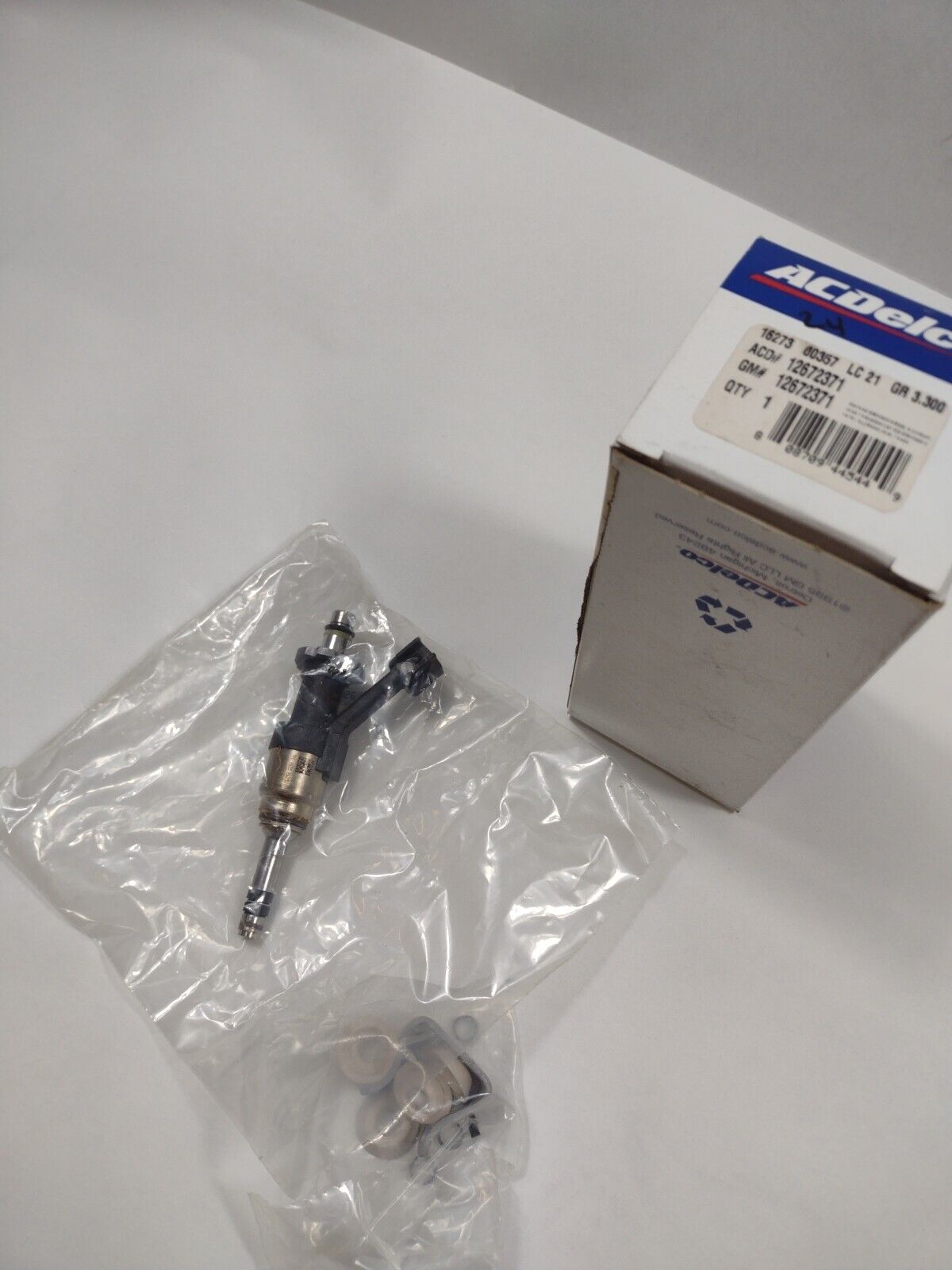 Genuine OEM GM Fuel Injector Kit 6.2L ACDelco 12672371