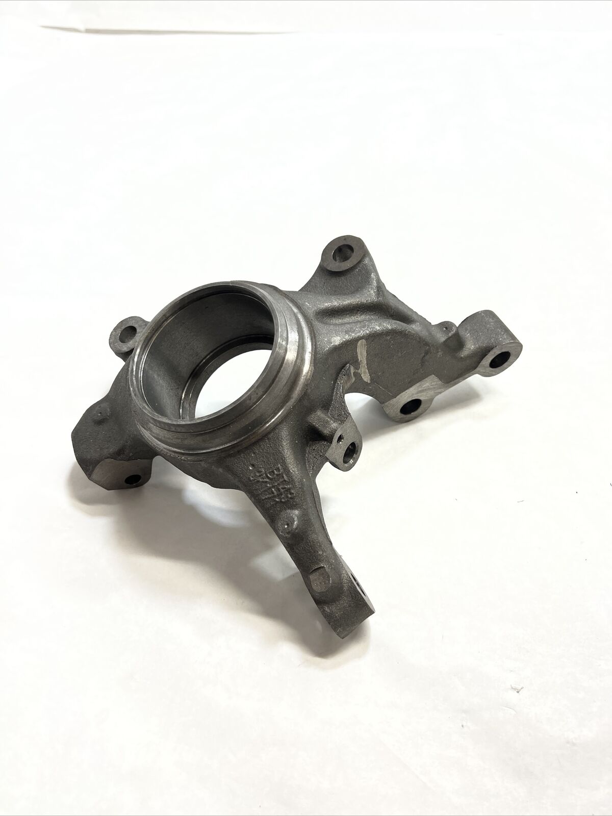 New OEM Ford Motorcraft MEF26 Front Driver Side Steering Knuckle