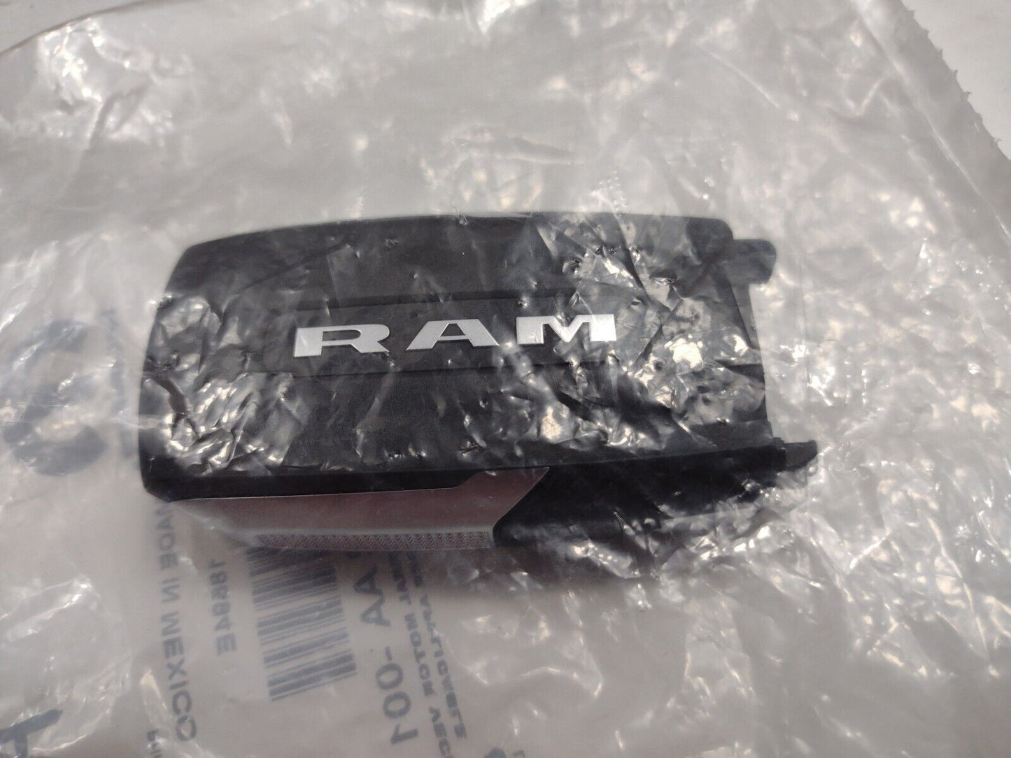 Genuine OEM Mopar RAM 1500 Integrated Key FOB Transmitter 2019-2024 68575602AA