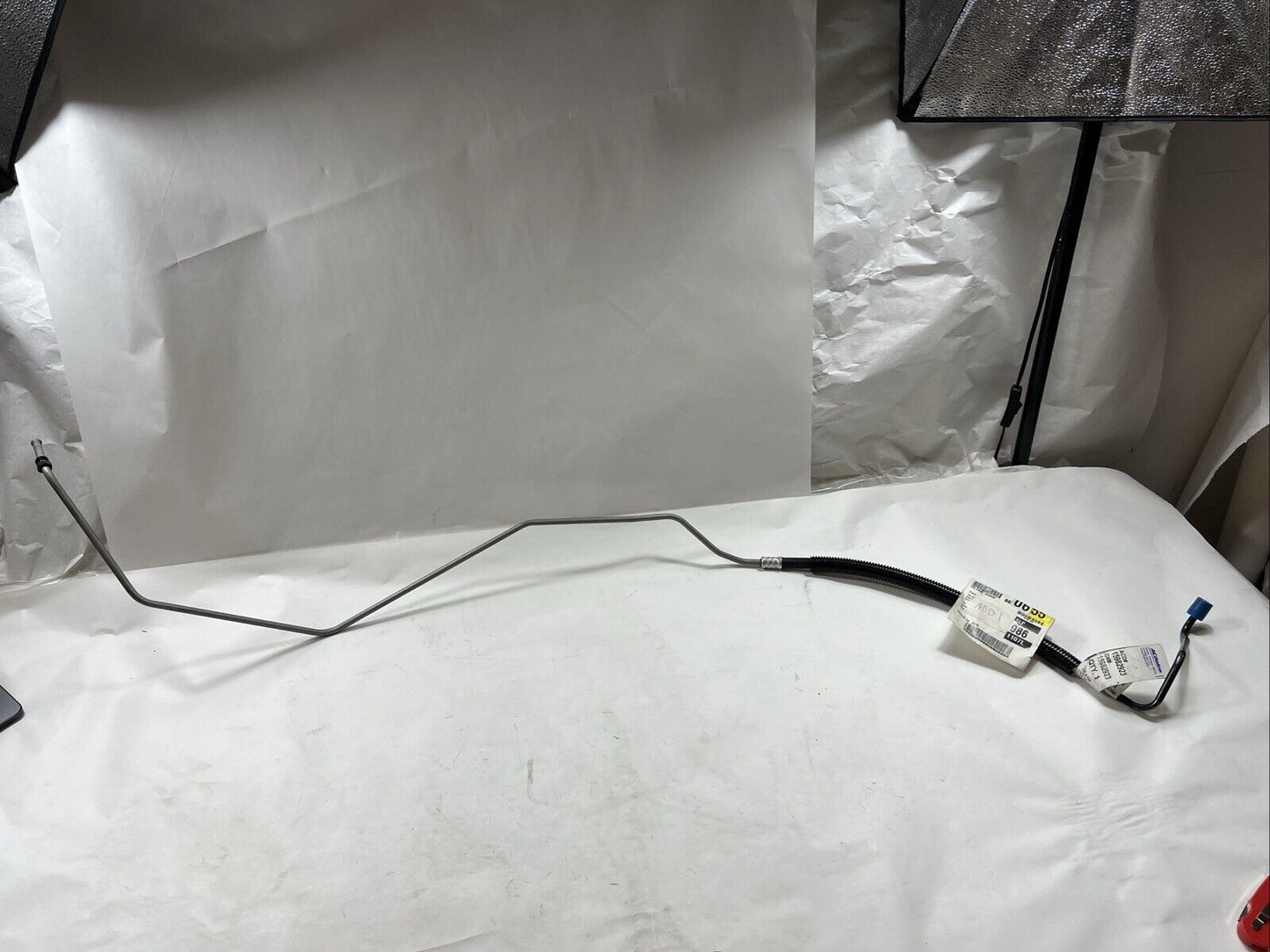 Genuine OEM GM Chevrolet C1500 Fluid Auxiliary Outlet Line 1993-1995 15982923