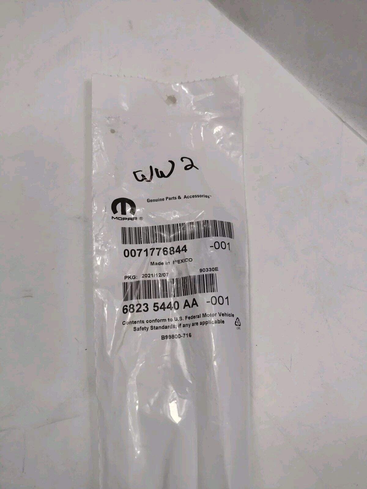 Genuine OEM Mopar Dodge Journey Front Wiper Blade Left 2013-2020 68235440AA