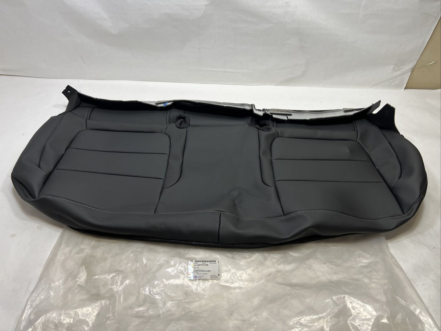 New OEM Genuine GM Trailblazer 2021 Cushion Cover 42763109