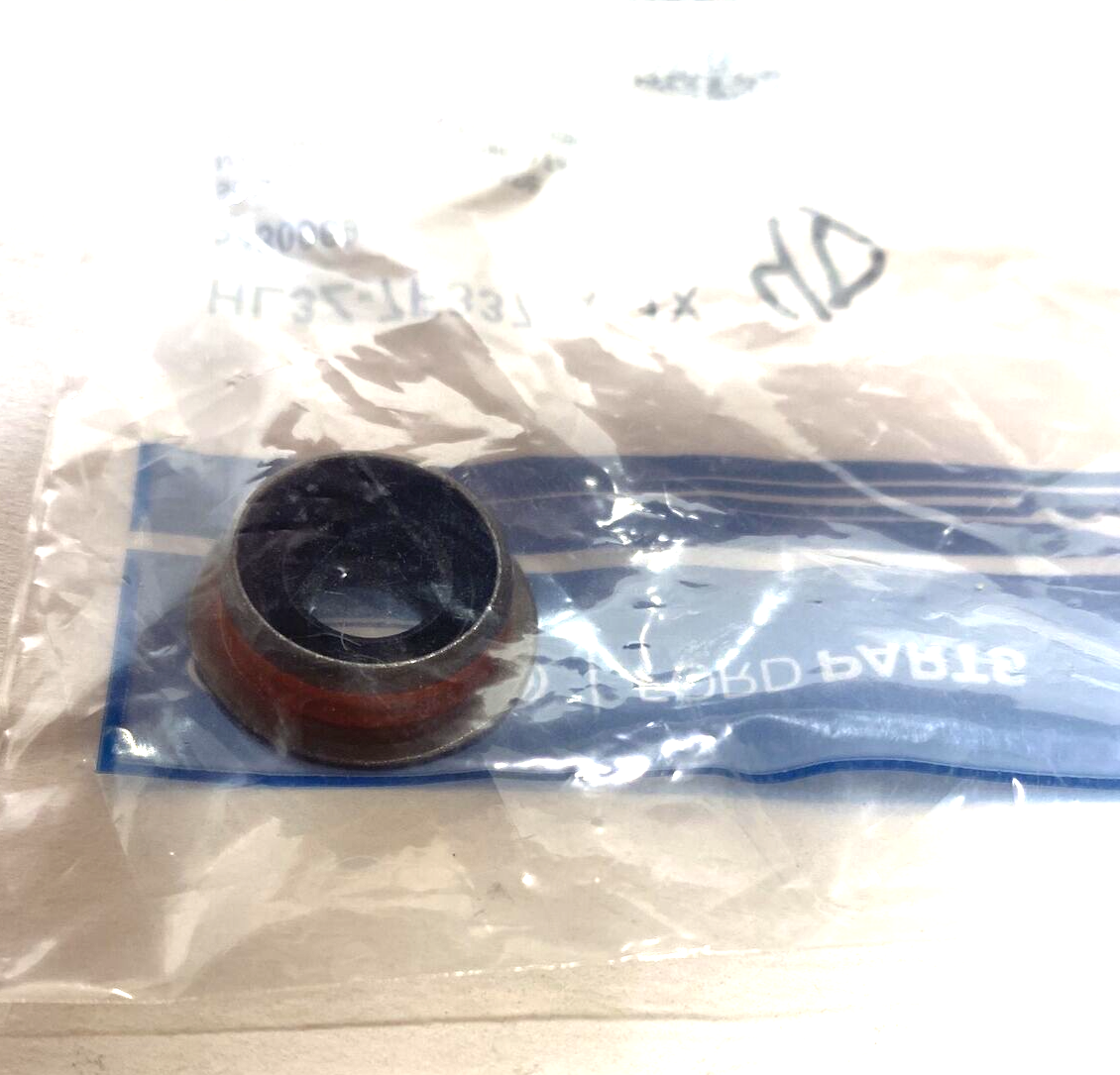 New OEM Genuine Ford Bronco 2021-2023 Manual Shaft Seal HL3Z7F337A
