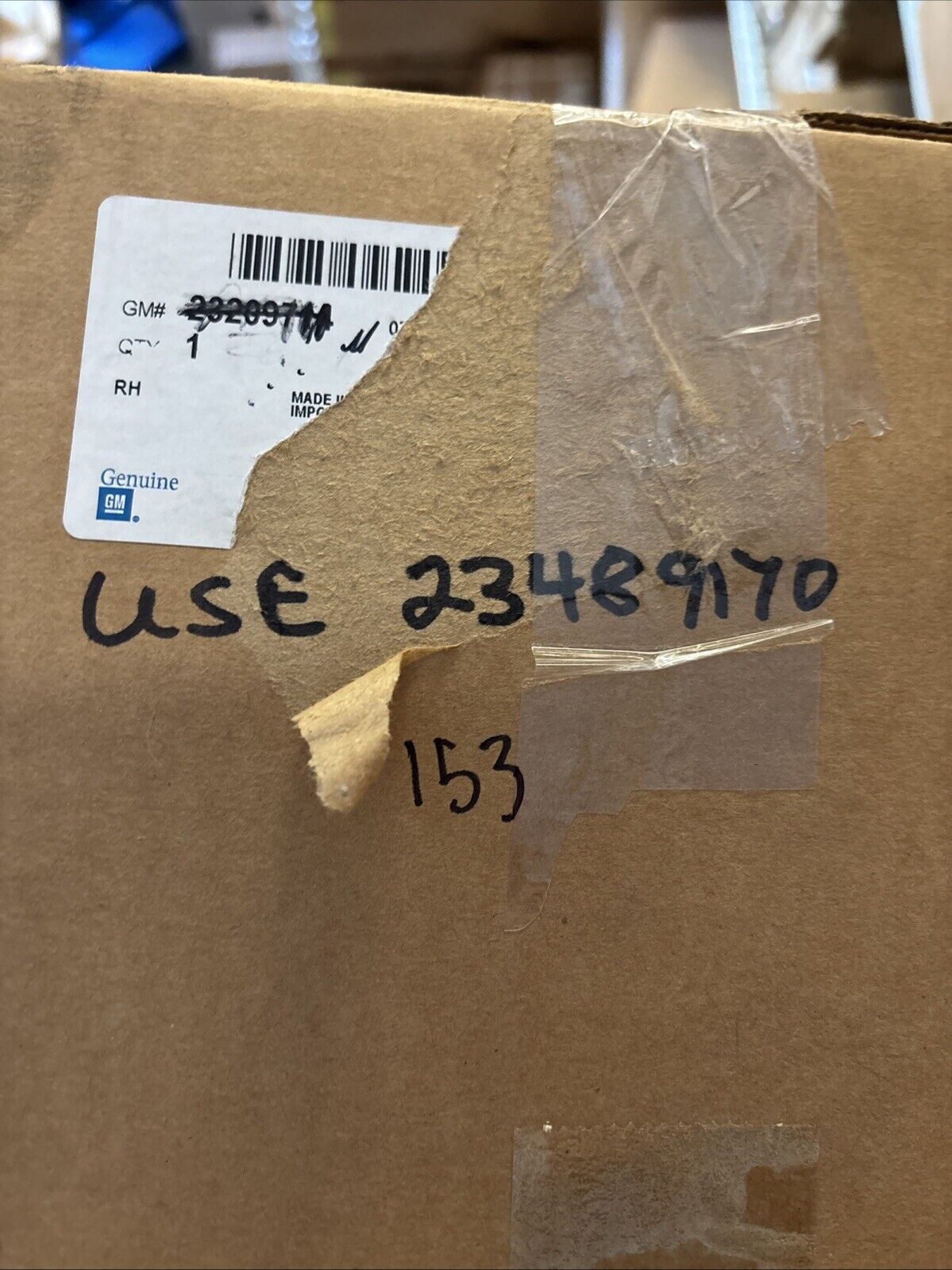 Genuine OEM GM Chevy Camaro Passenger Side Tail Light Lamp 2014-2015 23489170