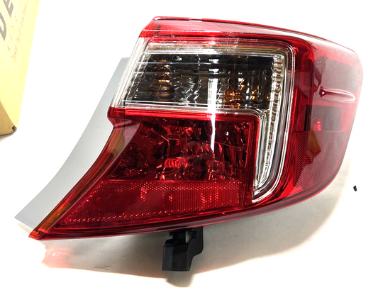 New DEPO Tail Light Assembly RH/Pass Fits Toyota Camry