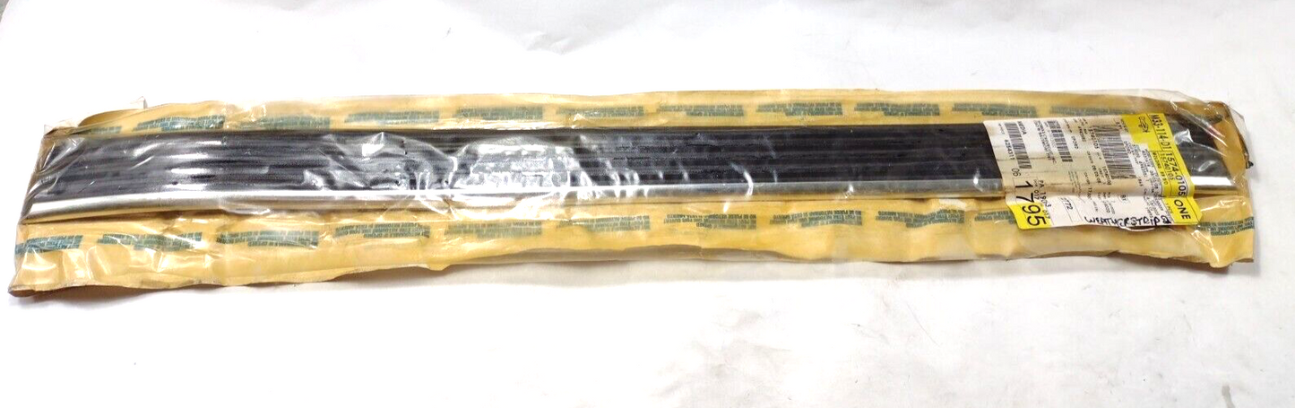 Genuine OEM GM Chevrolet C2500 Rear Driver Side Door Molding 1989-2000 15740105