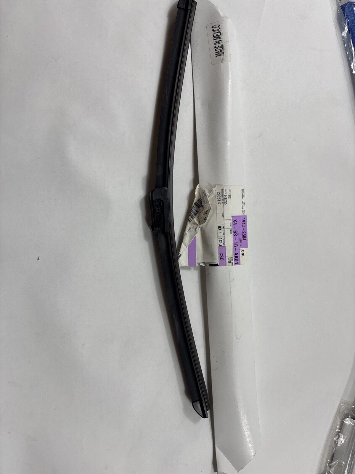 Genuine OEM GM Wiper Blade 21.02 inches 19432584